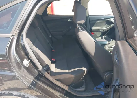 2015 Ford Focus Se z USA, uszkodzony, nr VIN 1FADP3F23FL305173